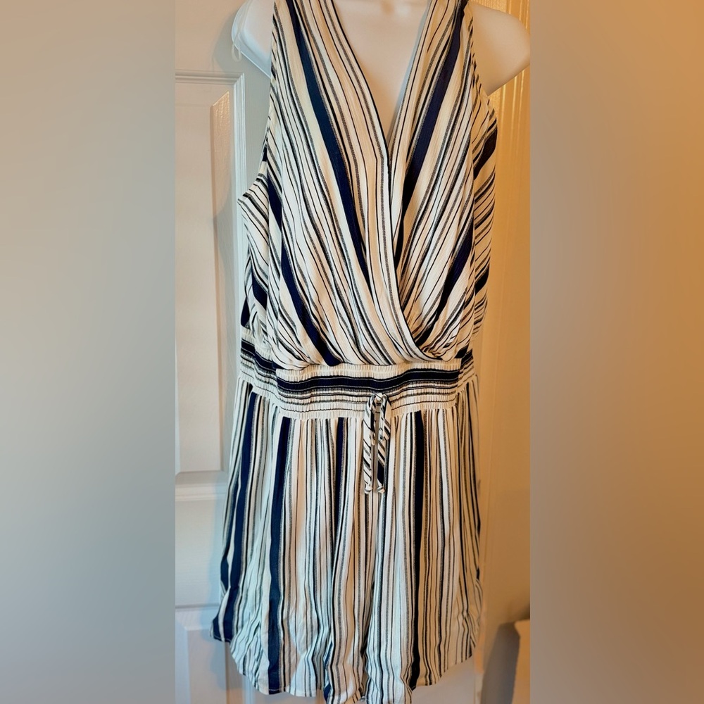 NWT XXL Apt. 9 Navy and White, Sleeveless, Pleated Jumpsuit